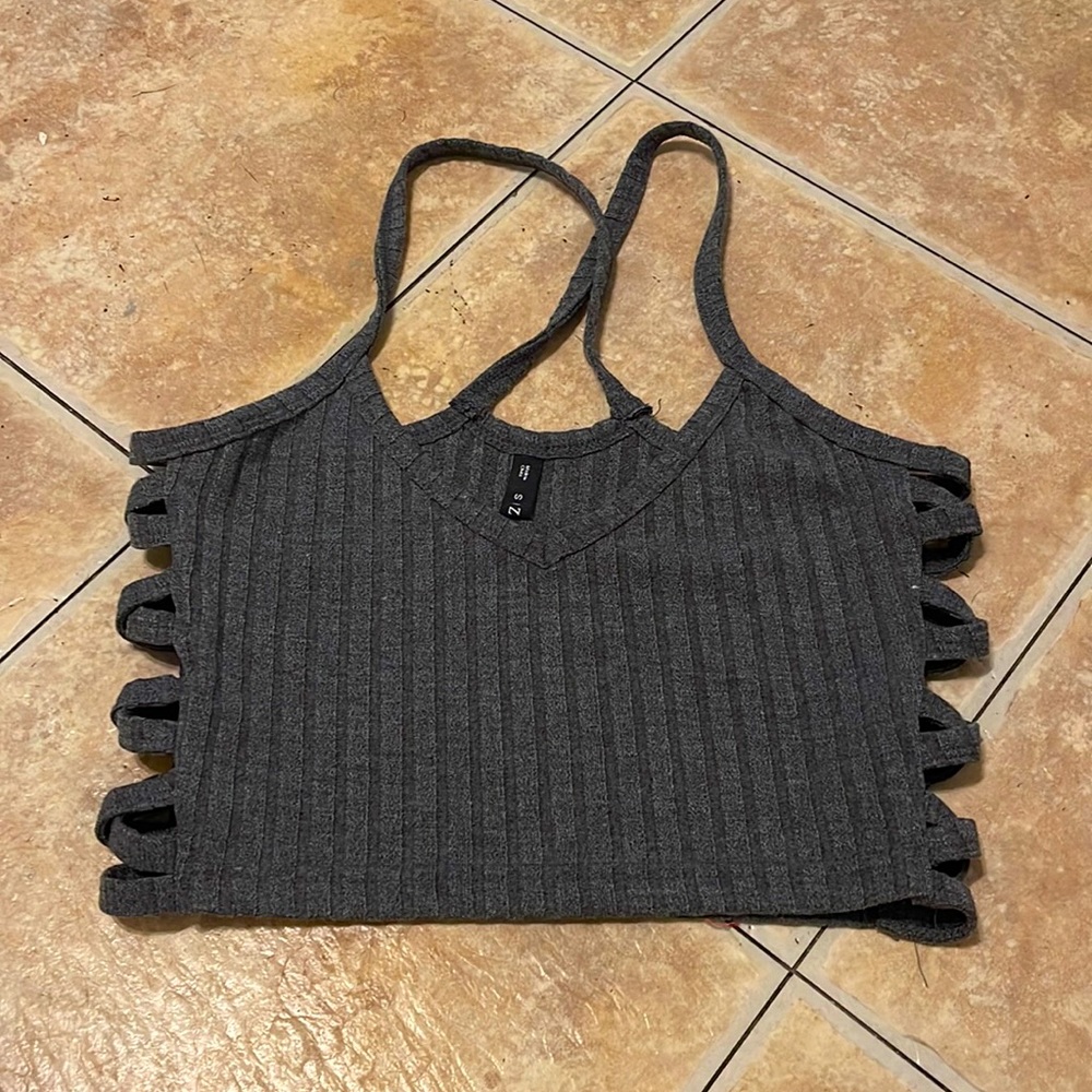dark grey zaful cropped top